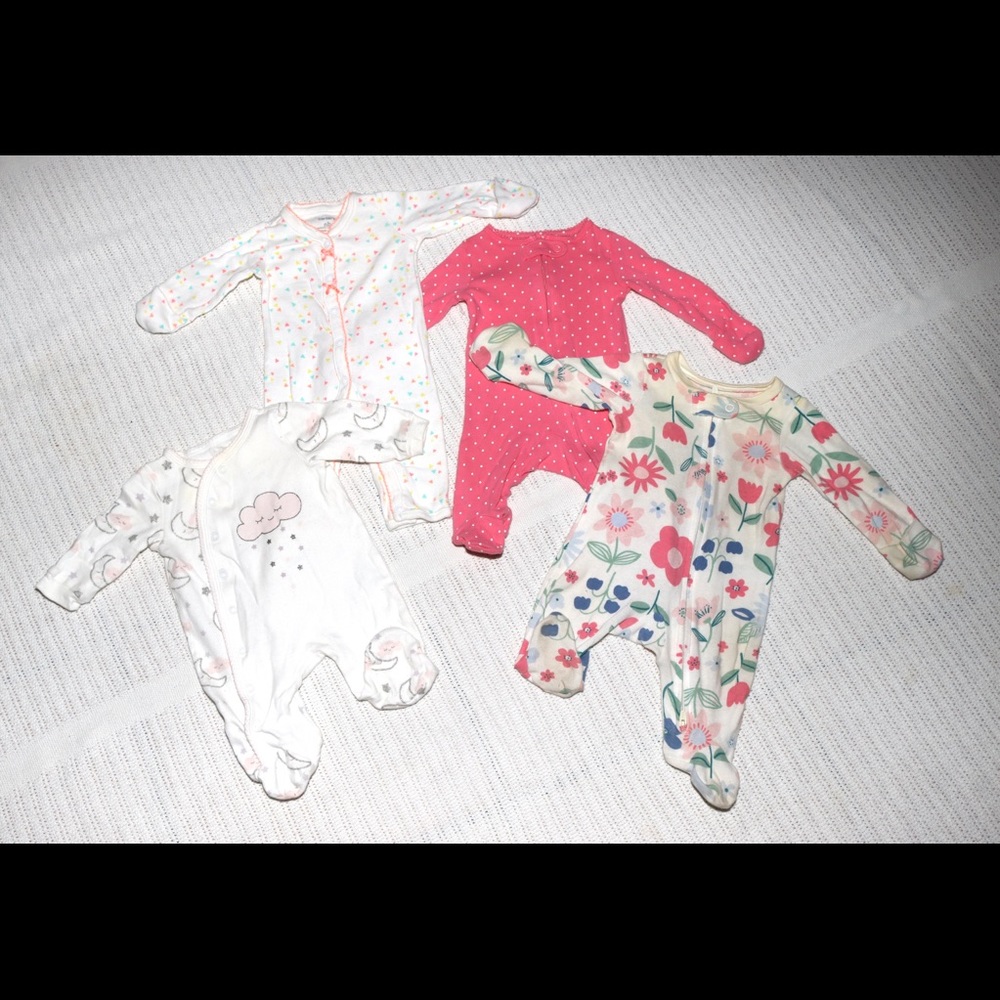 Baby girl feety pajamas